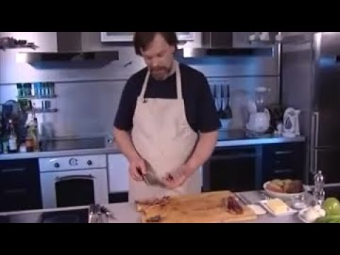 Видео: Фаршмак из селедки с отварными овощами