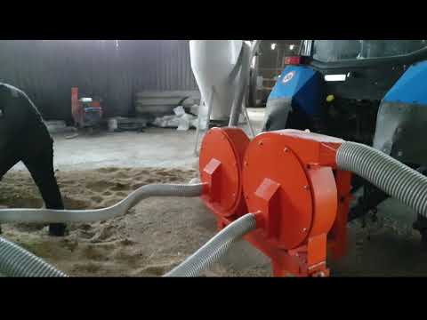 Видео: Мобильная установка дробления зерна от ВОМ МТЗ (вала отбора мощности) на базе зернодробилки Шмель.