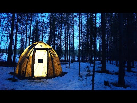 Видео: Ночь в палатке Берег УП-2 мини. Одиночный поход. Таёжная кухня. 24 часа в лесу. Печь Экономка Мини