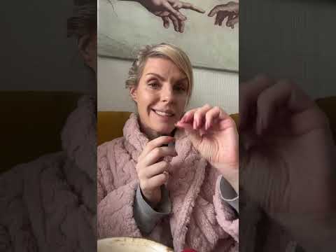 Видео: Когда ты не боишься уйти, он боится тебя потерять.