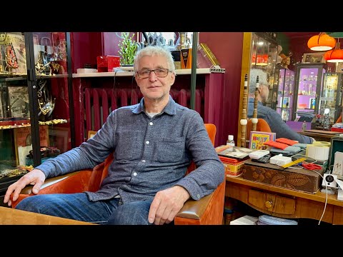 Видео: Геннадий Мешков. Владелец антикварного магазина