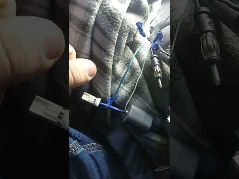 Видео: Как подключил fm-конвертер к штатной магнитоле и почему не получалось @nissanleaf10