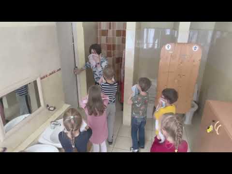 Видео: "Мы знаем, как вести себя при пожаре"