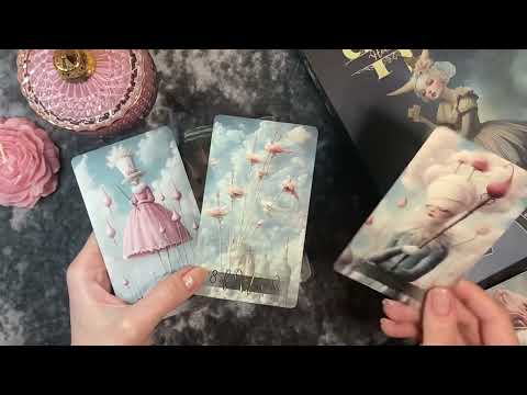 Видео: Обзор колоды Таро «Небесных Холмов»/ Heavenly Hills Tarot