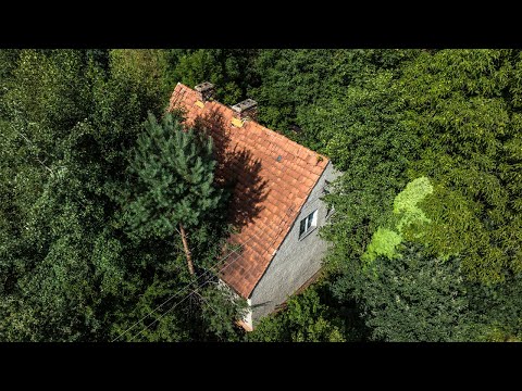 Видео: Этот заброшенный польский дом спрятан в крошечном провинциальном городке!