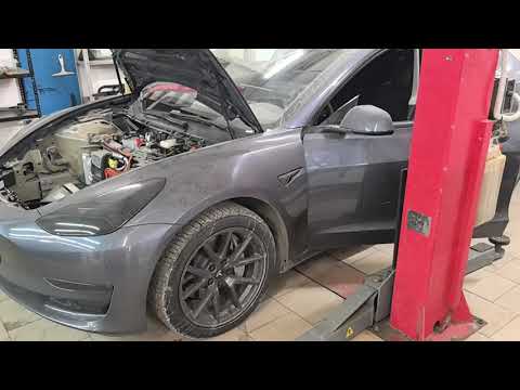 Видео: Разбираем батарею Tesla model 3. Ошибка SOC Imbalance
