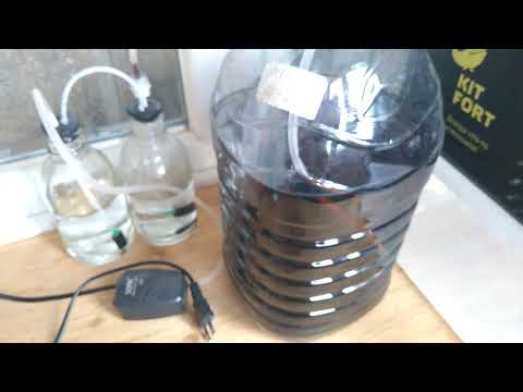 Видео: Фитоспорин и выращивание бактерий.