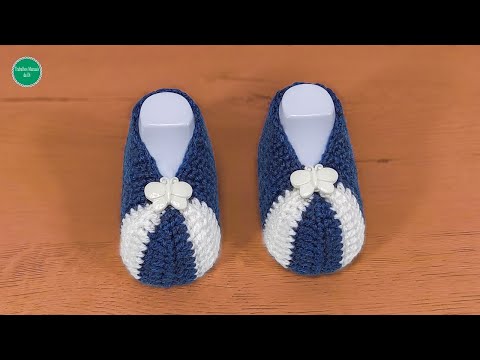 Видео: Детские пинетки крючком