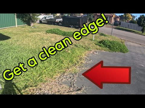 Видео: Как подровнять край газона с помощью простых инструментов — Удовлетворительная стрижка высокой травы
