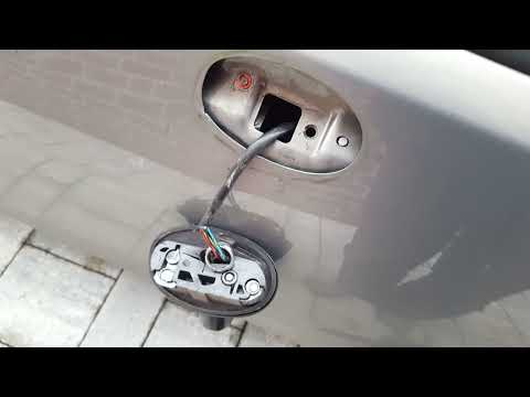 Видео: Opel Meriva B замена зеркала