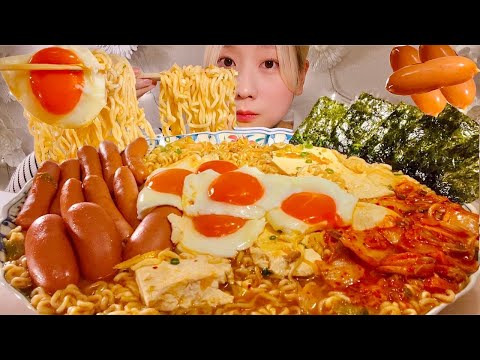 Видео: ASMR Корейский острый Шин Рамен【русские субтитры】【Mukbang/ Eating Sounds】
