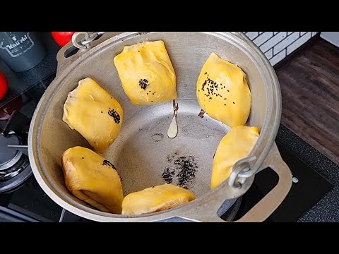 Видео: Рецепт Самсы Узбекской кухни | УЗБЕКСКАЯ УЛИЧНАЯ ЕДА в домашних условиях. Самса с костным мозгом