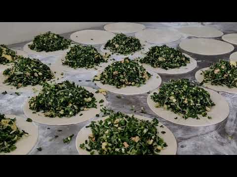 Видео: Китайский блинчик с чесноком-тайваньская уличная еда