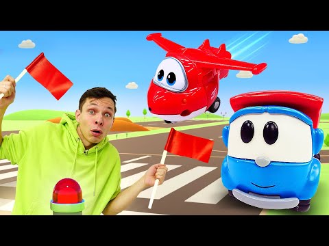Видео: Мультики Грузовичок Лева и игрушки. Супер Крылья на базе. Машинки строят взлетную полосу в Аэропорту