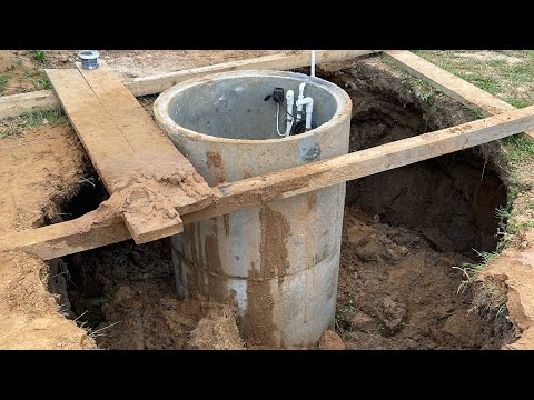Видео: Углубление колодца на суглинке. Пыль. 6 колец затянуто
