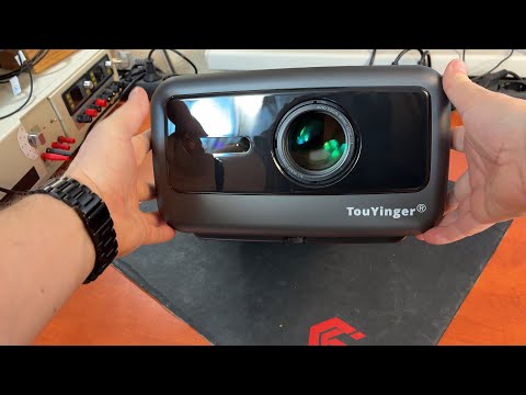 Видео: Шустрый и яркий проектор Touyinger Q13W