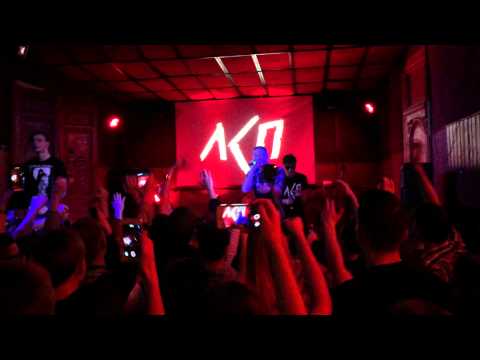 Видео: ЛСП x Oxxxymiron - Мне скучно жить Live MOD SPB