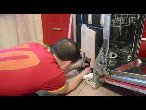 Видео: Ремонтируем посудомоечную машину. Устраняем протечку. Чиним патрубок-шланг.