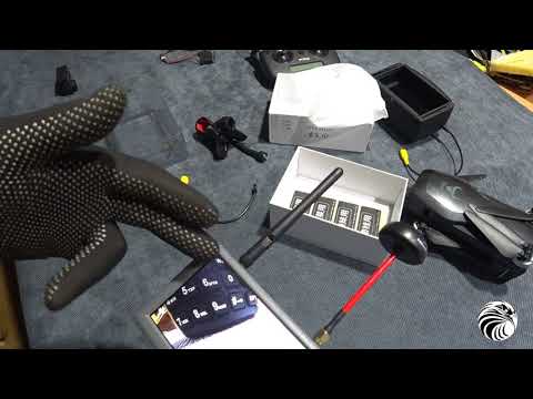 Видео: Обзор на FPV монитор Hawk eye