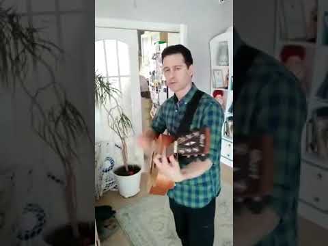 Видео: ВИКА МАКАРСКАЯ: маленький домашний концерт 🙂👍💐 02.04.2020 г.