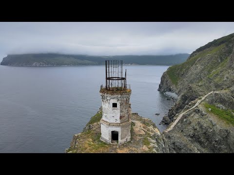 Видео: Остров Аскольд / На поиски царских кирпичей, пятнистых ларг, оленей и морского гребешка / Июль 2025