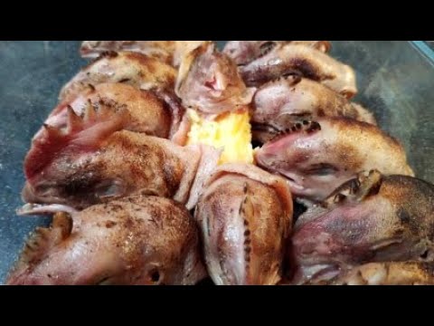 Видео: Куриные головы!! Деликатес или Шок!?Прекрасное, полезное и вкусное блюдо к празднику Хеллоуин!))