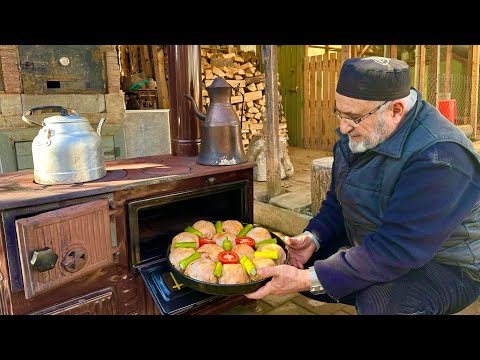 Видео: Такой вкусной фаршированной курицы у меня еще не было❗️ Турецкая деревенская жизнь❗️ приготовление