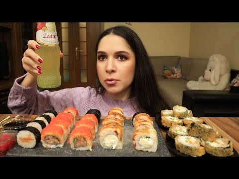 Видео: ГДЕ И С КЕМ Я ЖИВУ? МУКБАНГ СУШИ/РОЛЛЫ🍣 #askfatima #sushi