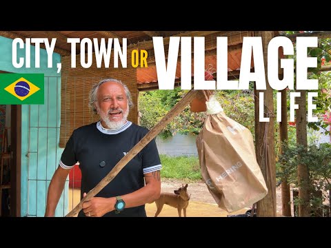 Видео: Жизнь в городе, поселке или деревне?
