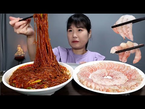 Видео: Скучные, холодные лапши, креветки, мукбанг. АСМР.