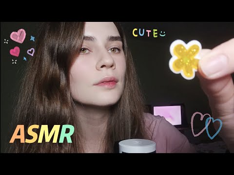 Видео: LUNA asmr | Клею на тебя наклейки, таппинг, неразборчивый шёпот 🎀