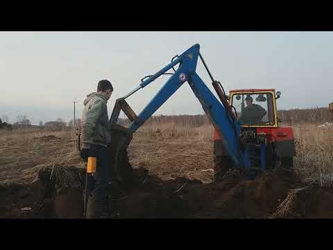 Видео: Весенний коп металла трактором ЮМЗ 2621 .15 апреля 2022 г.