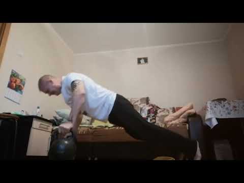 Видео: Связка с гирями по 16 кг 