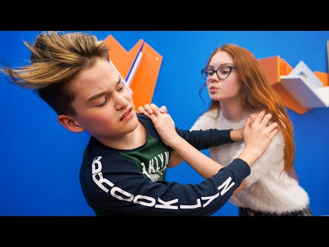 Видео: СБЕЖАЛ!!! КИРИЛЛ НЕ ХОЧЕТ ЦЕЛОВАТЬСЯ С МАШЕЙ!!!