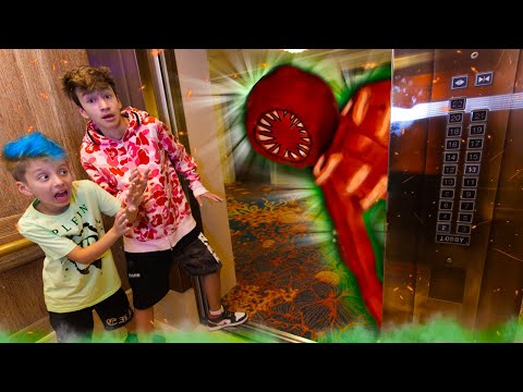 Видео: Попали в Doors Супер Сложный Режим в Реальной Жизни в ROBLOX