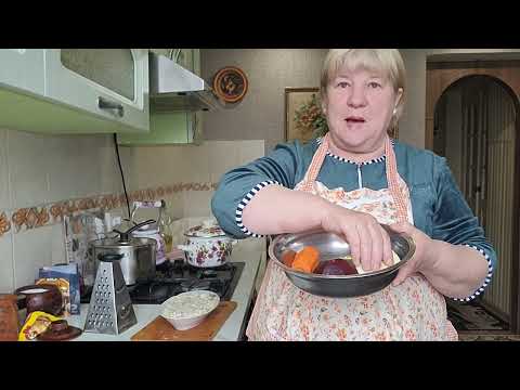 Видео: Селедка под шубой. Жаркое. Сало в луковой кожуре. Быстрая пицца.