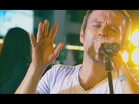 Видео: «Океан Эльзы. Концерт на чемоданах в Шереметьеве»!  #Океан Ельзи