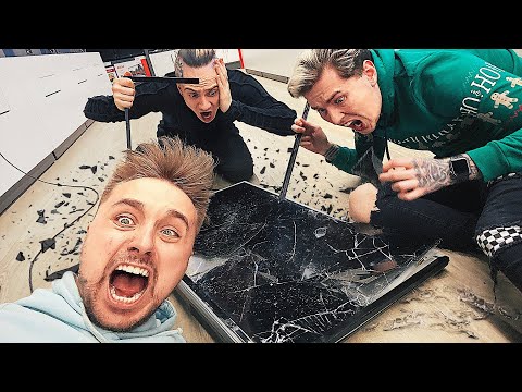 Видео: НОЧЬ В ЗАКРЫТОМ МАГАЗИНЕ ТЕХНИКИ ! 24 ЧАСА ФОКУСОВ | ВЫЗВАЛИ ПОЛИЦИЮ