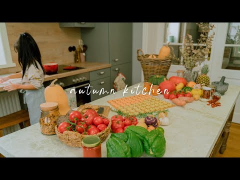 Видео: #89 Осенняя кухня: Готовим из того, что дает мне мой сад | Сельская жизнь