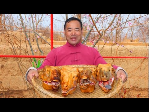 Видео: 4 овечьих головы сожжены в огне и варятся полдня, пока мясо не отделилось от костей