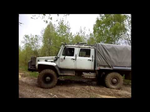 Видео: Газ 3308 #28 Большая речка 2014, много грязи..