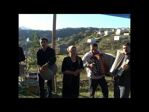 Видео: Кубачи Худуц  Поёт Набият 12 г.