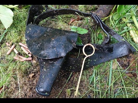 Видео: Что в кобуре у советского командира?  Раскопки Второй мировой на металлоискатель  // Юрий Гагарин