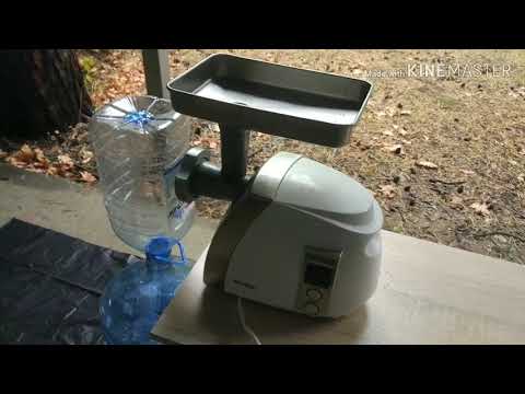 Видео: Домашнее вино из черноплодки с яблоком весь процесс от А до Я | Часть 1