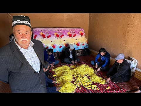 Видео: Пробуем Традиционную Еду в ресторане! Узбекистан! Ресторан Самарканд!