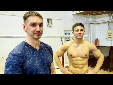 Видео: ТОП 5 ошибок в отжиманиях на брусьях / Советы тренера по гимнастике