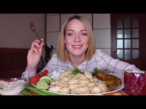 Видео: MUKBANG | 1кг пельменей, чили, овощи | 1kg Dumplings | не ASMR