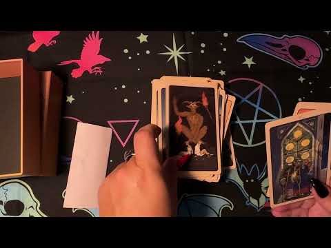 Видео: ✅ОБЗОР НА МОИ ИЮЛЬСКИЕ ПОКУПКИ ТАРО И ОРАКУЛОВ🔮🔥