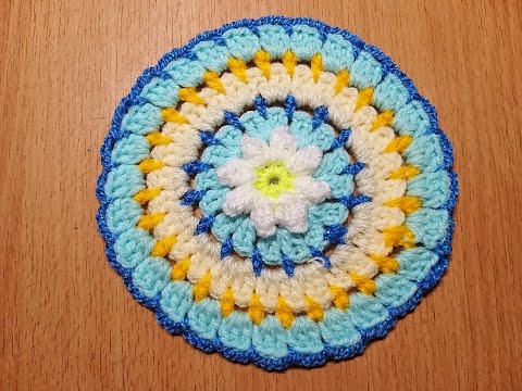 Видео: Красивый круглый мотив с цветком. Крючок для начинающих.