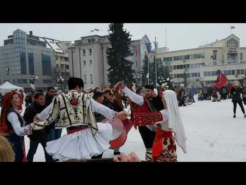 Видео: Международен кукерски карнавал гр.Разлог - с. Бачево HD